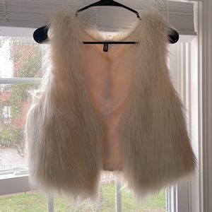 H&M white fur vest!